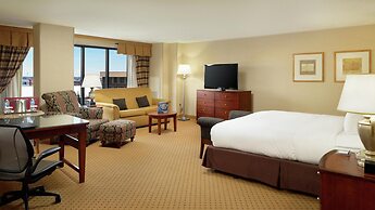 DoubleTree by Hilton Washington Dulles Airport