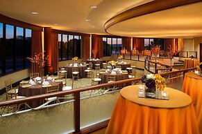 DoubleTree by Hilton Washington Dulles Airport