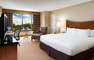 DoubleTree by Hilton Washington Dulles Airport