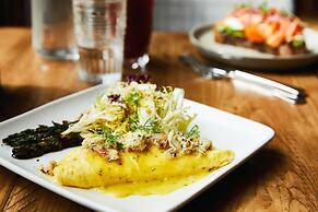 Kimpton Riverplace Hotel by IHG