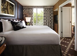 Kimpton Riverplace Hotel by IHG