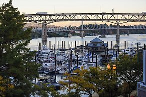 Kimpton Riverplace Hotel by IHG