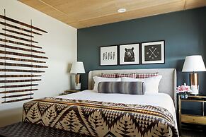 Kimpton Riverplace Hotel by IHG