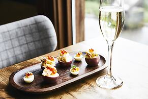 Kimpton Riverplace Hotel by IHG