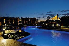 Eden Resort and Suites, BW Premier Collection