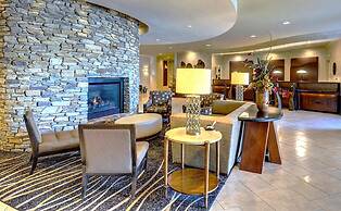 Eden Resort and Suites, BW Premier Collection