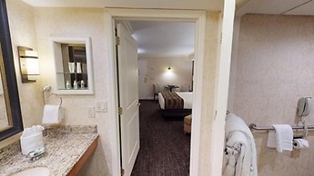 Eden Resort and Suites, BW Premier Collection