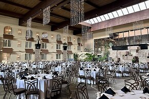 Eden Resort and Suites, BW Premier Collection