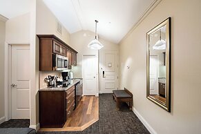 Eden Resort and Suites, BW Premier Collection
