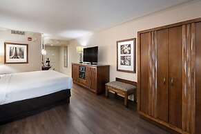 Eden Resort and Suites, BW Premier Collection