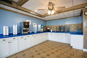 Travelodge by Wyndham Outer Banks/Kill Devil Hills