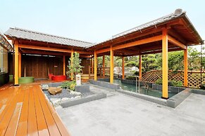 International Resort Hotel Yurakujo