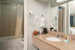 Best Price Motel and Suites