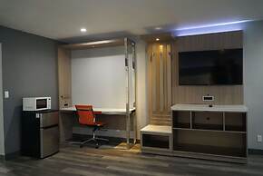 Travelodge by Wyndham Whittier