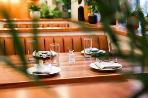 The Shelburne Sonesta New York