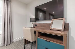 Mercure White Hart Hotel Salisbury and Apartments