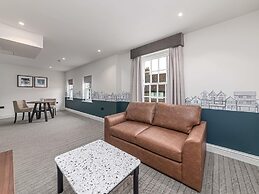 Mercure White Hart Hotel Salisbury and Apartments