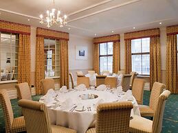 Mercure White Hart Hotel Salisbury and Apartments