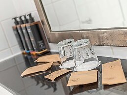 Mercure White Hart Hotel Salisbury and Apartments