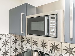 Mercure White Hart Hotel Salisbury and Apartments