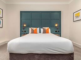 Mercure White Hart Hotel Salisbury and Apartments