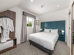 Mercure White Hart Hotel Salisbury and Apartments