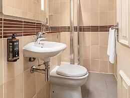 Mercure White Hart Hotel Salisbury and Apartments