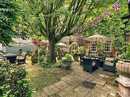 Mercure White Hart Hotel Salisbury and Apartments