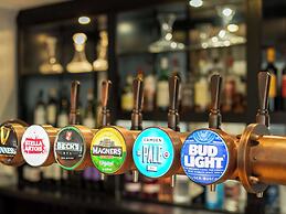 Mercure White Hart Hotel Salisbury and Apartments