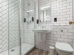 Mercure White Hart Hotel Salisbury and Apartments