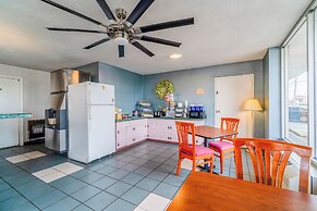 Ozark Junction mountain view by OYO