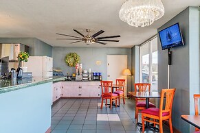 Ozark Junction mountain view by OYO