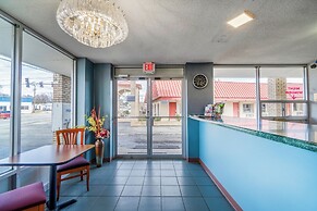 Ozark Junction mountain view by OYO