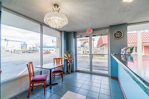 Ozark Junction mountain view by OYO