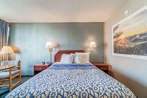 Ozark Junction mountain view by OYO