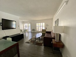 Magic Castle Hotel