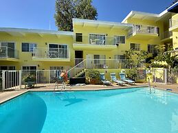 Magic Castle Hotel