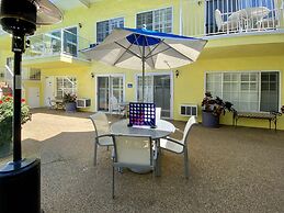 Magic Castle Hotel