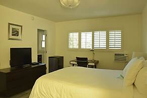 Magic Castle Hotel