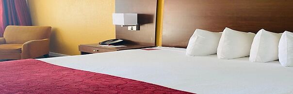 Ramada by Wyndham Tampa Westshore Airport South
