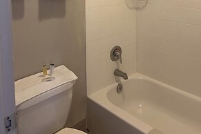 Days Inn by Wyndham Kingman West