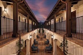 La Playa Inn