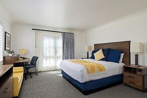 La Playa Inn