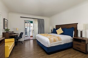 La Playa Inn