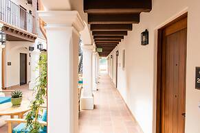 La Playa Inn