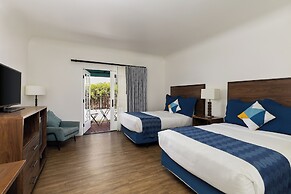 La Playa Inn