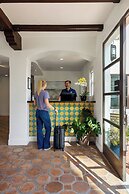 La Playa Inn