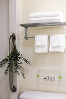 Holiday Inn Redding by IHG