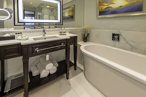 Sandton Sun and Towers