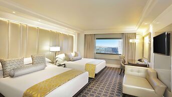 Sandton Sun and Towers